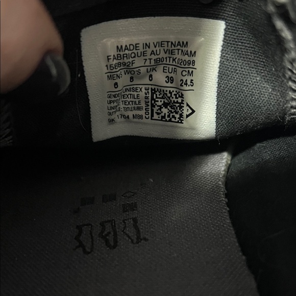 Converse Black and White Sneakers with Looney Tune design *Rare Find - Picture 6 of 8